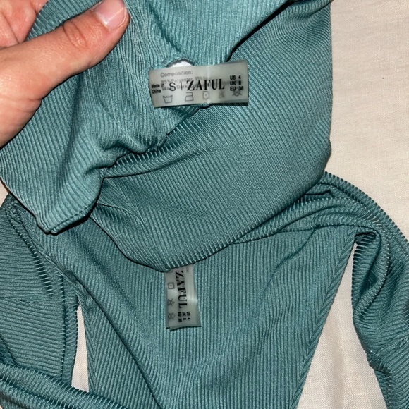 High Leg Ribbed Bikini - Picture 3 of 3